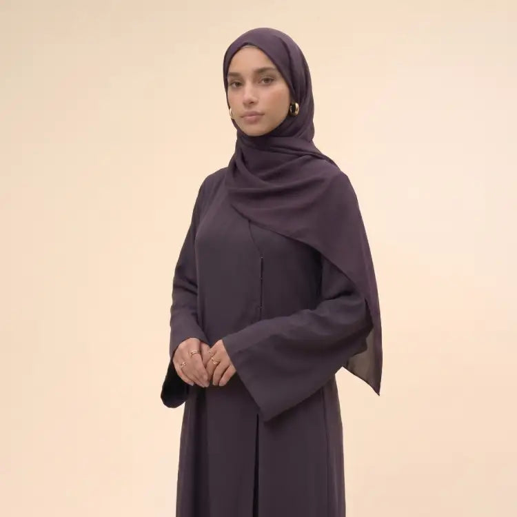 Abaya Banafsaj — Enveloppe & Silhouette en A